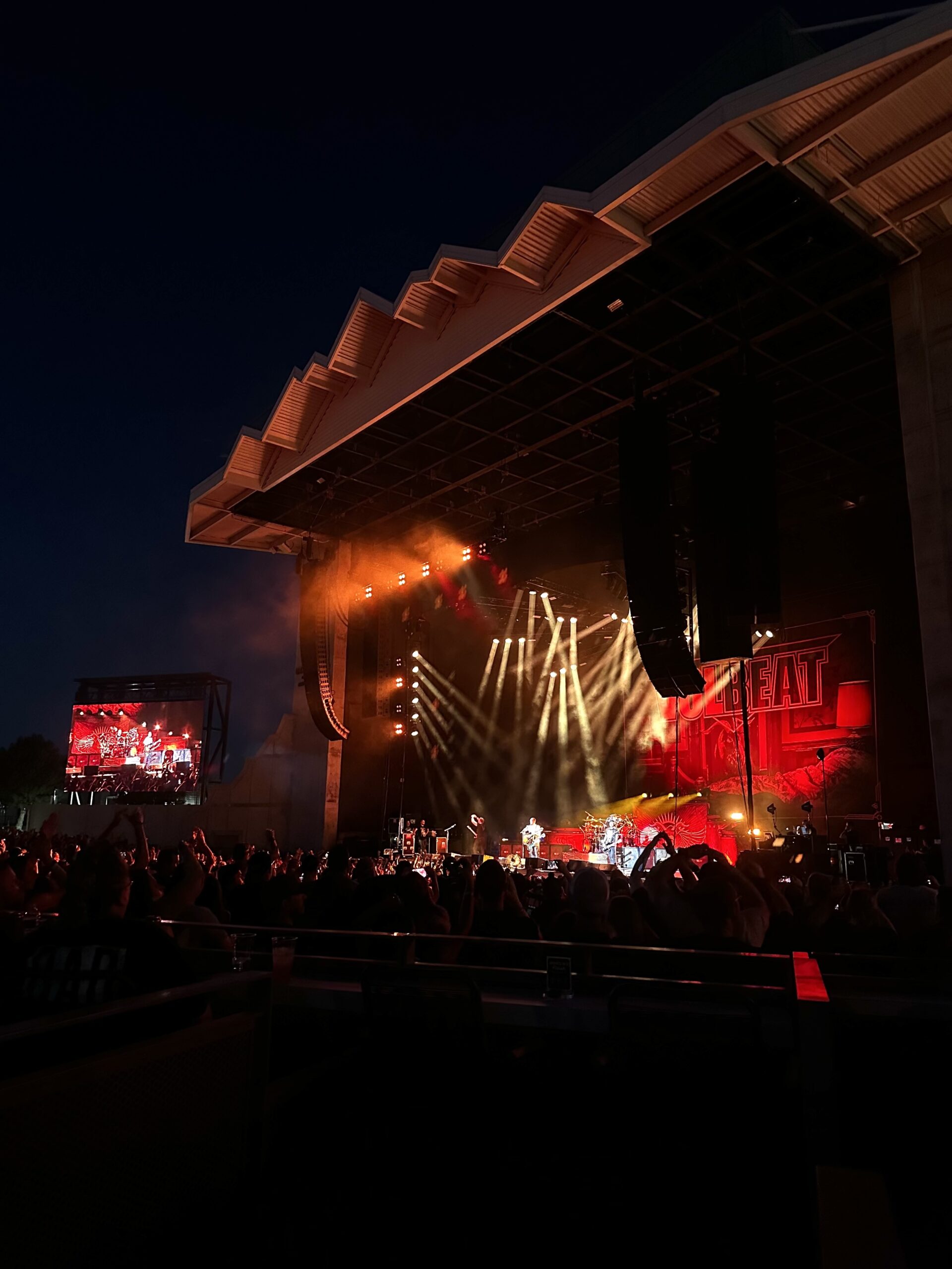 image of SPL being measured at FOH in a concert